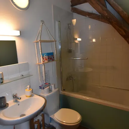 Holiday home Les Girouteaux Le Fenil Les Eyzies