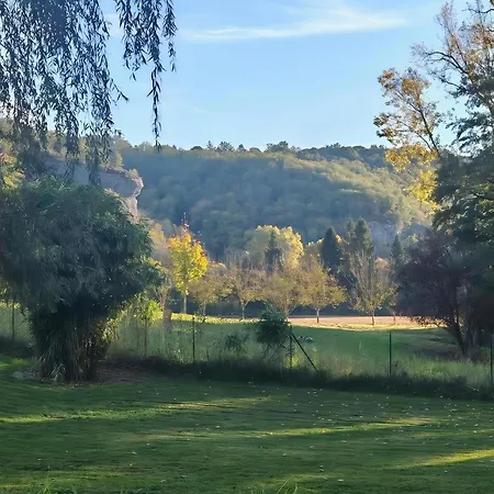 Les Girouteaux Le Fenil Les Eyzies